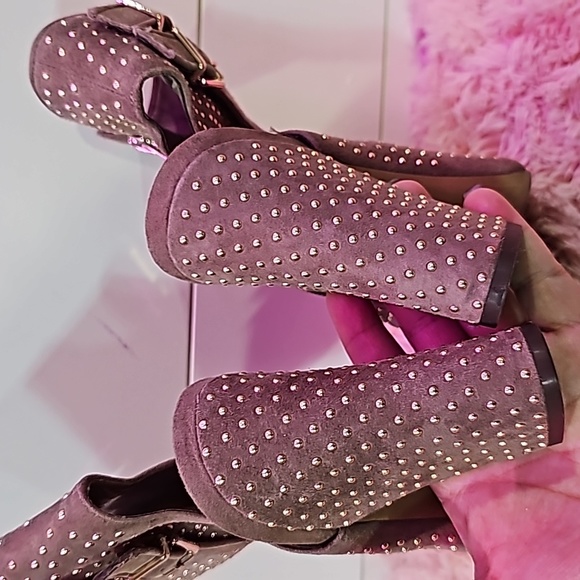 TAUPE  & gold Bootie - Picture 4 of 6